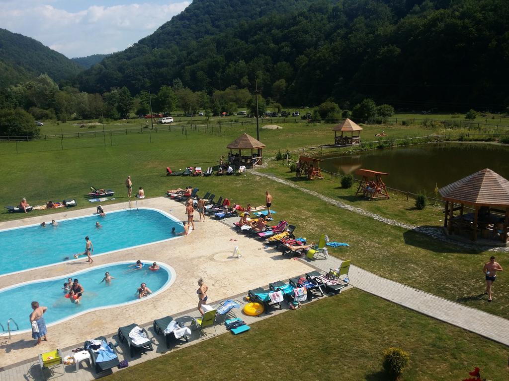 Hotel Pensiunea Casiana Ciulpăz Exterior foto